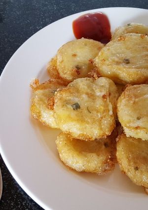 A picture of Potatoes Fritter.