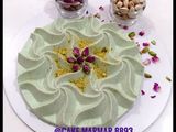 کرم پسته و شیر عسلی