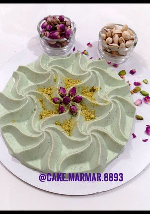 عکسی از دستور کرم پسته و شیر عسلی