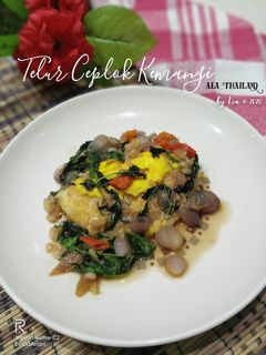 Foto resep Telur Ceplok Kemangi ala Thailand