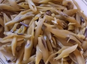 Una foto de Porotos verdes cocidos en olla a presión