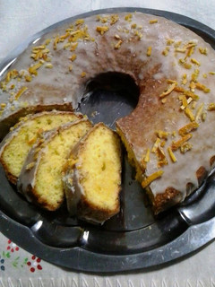 Una foto de Torta de naranja súper fácil