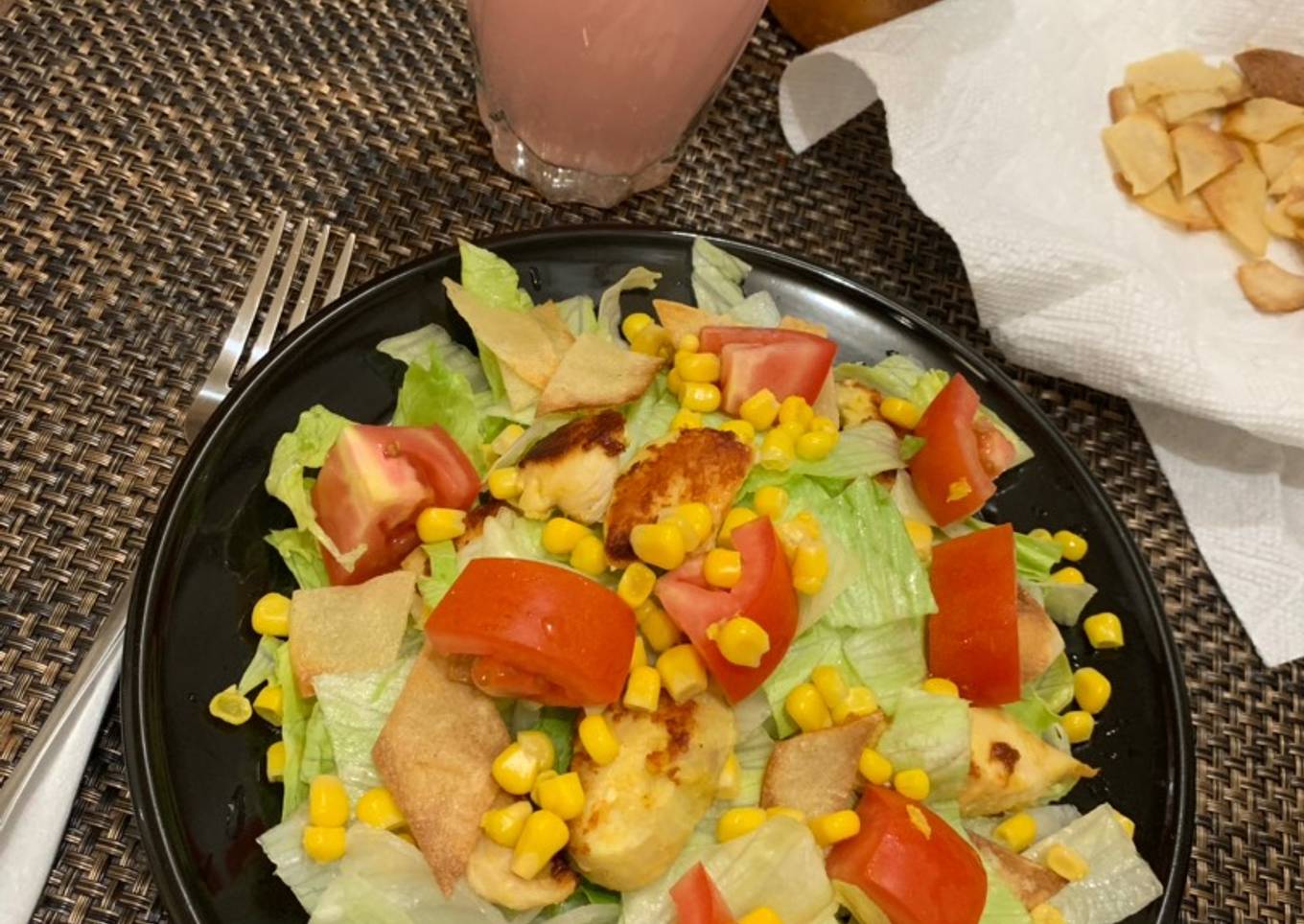 Ensalada con pollo 馃
