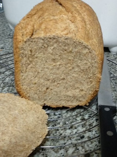 Una foto de Pan de espelta y naranja