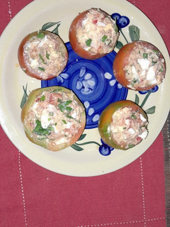 Una foto de Tomates rellenos