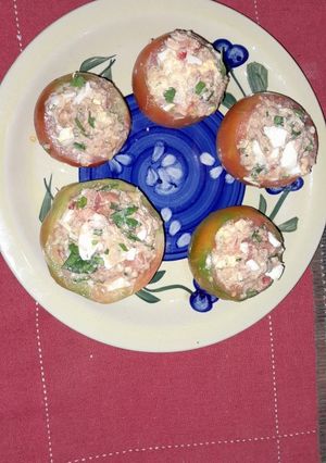 Una foto de Tomates rellenos