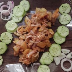 Chicken chunks with potatoes A picture of Chicken chunks with potatoes.
