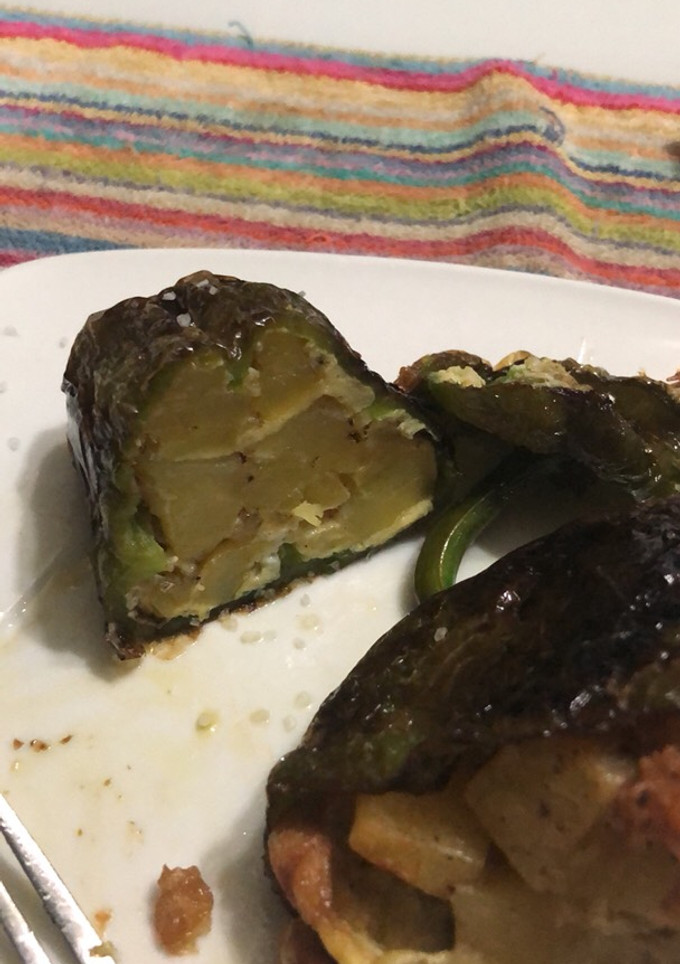Una foto de Pimientos rellenos de tortilla de patata