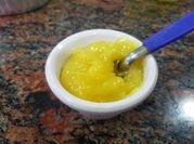 Una foto de lemon curd