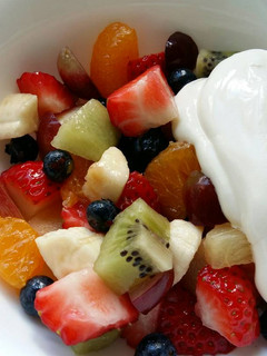 A picture of Vickys Fruit Salad GF DF EF SF NF.
