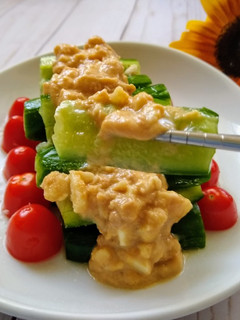【夏日回歸】天熱好個秋 涼拌花生醬黃瓜(簡易快速10分鐘) 的食譜成品照片
