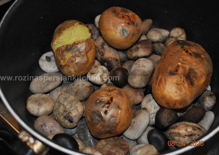 Steps to Make Super Quick Homemade Baking Potatoes on Hot Stones