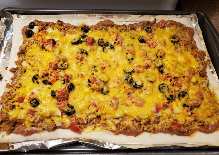 Recipe of Perfect Taco Pizza