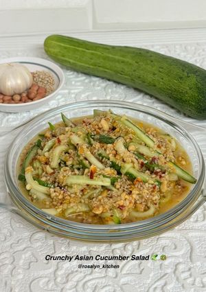 A picture of Crunchy Asian Cucumber Salad 🥒🥜🥗.
