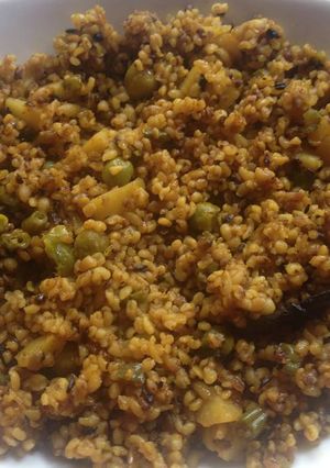 A picture of Roasted Vegetable Masala Daliya.