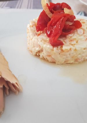 Una foto de Ensalada de boca de mar con melva