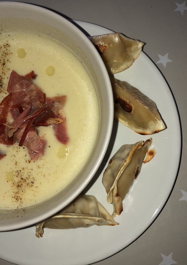 Una foto de Crema de alcachofas