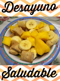 Una foto de Desayuno saludable: Mango, Banana y Cereales