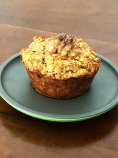 A picture of Apple Banana Oats Muffins.