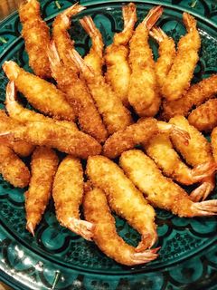 A picture of Japanese fried prawns.