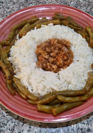 Une photo de Plat Riz Basmati / Haricots Verts et Viande Hachée 🇩🇿🇩🇿🇩🇿