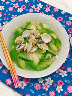 絲瓜蛤仔麵線 的食譜成品照片