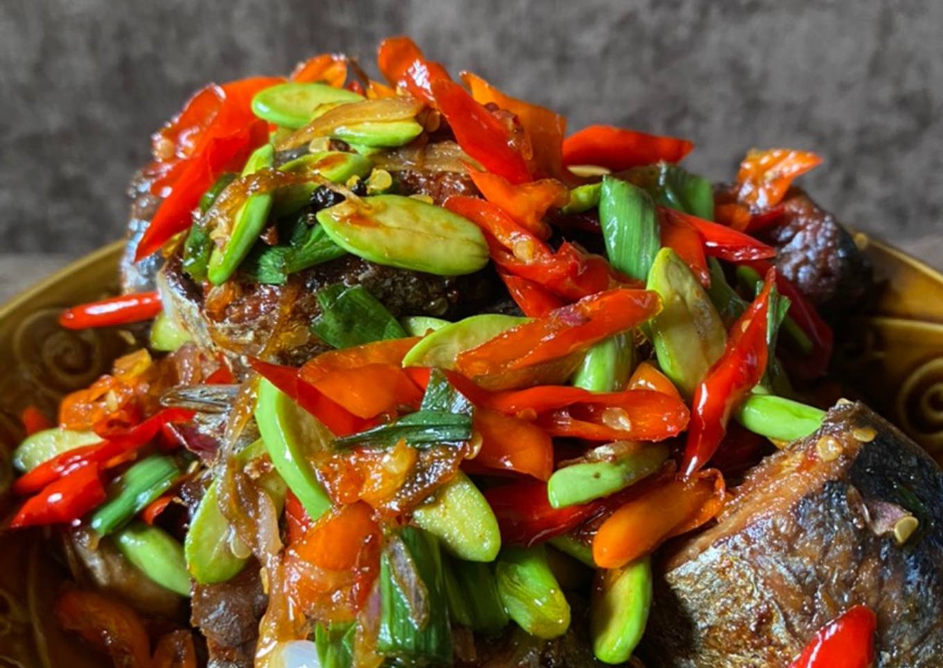 Oseng Tongkol Pete