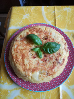 Una foto de Tortilla de patatas tradicional
