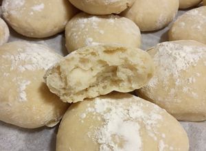 Foto principal de Molletes de Antequera con masa madre casera