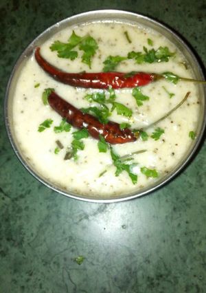 A picture of Nariyal Chutney.