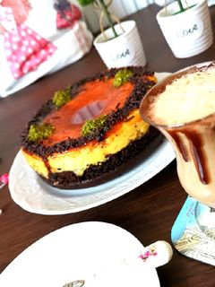 صورة لوصفة كيكة كريم كراميل بدون فرن 🌹