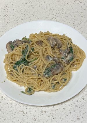 A picture of Creamy Spinach Spaghetti.