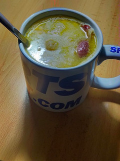 Una foto de Una buena sopa para Estopa