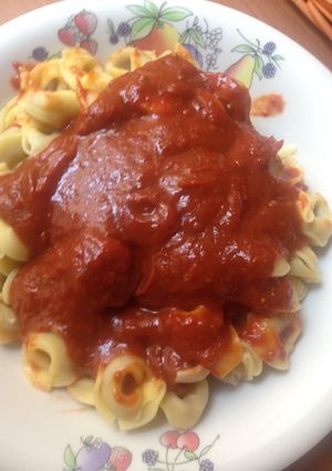 Una foto de Salsa de tomate y pimientos