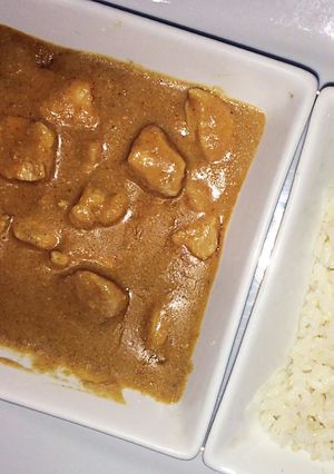 Una foto de Pollo con salsa de cacahuetes