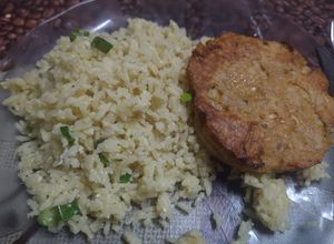 Foto principal de Arroz frito con paty de pollo
