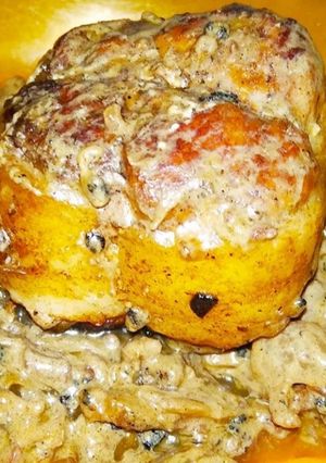Une photo de Paupiette de porc à la sauce crème fraîche et lardons 