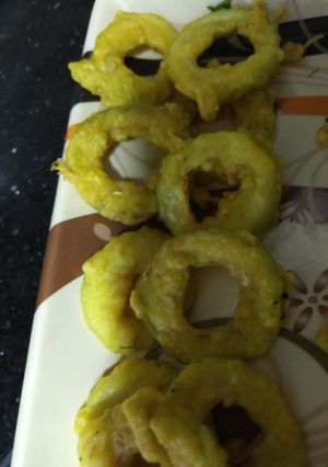 A picture of Lauki pakora.