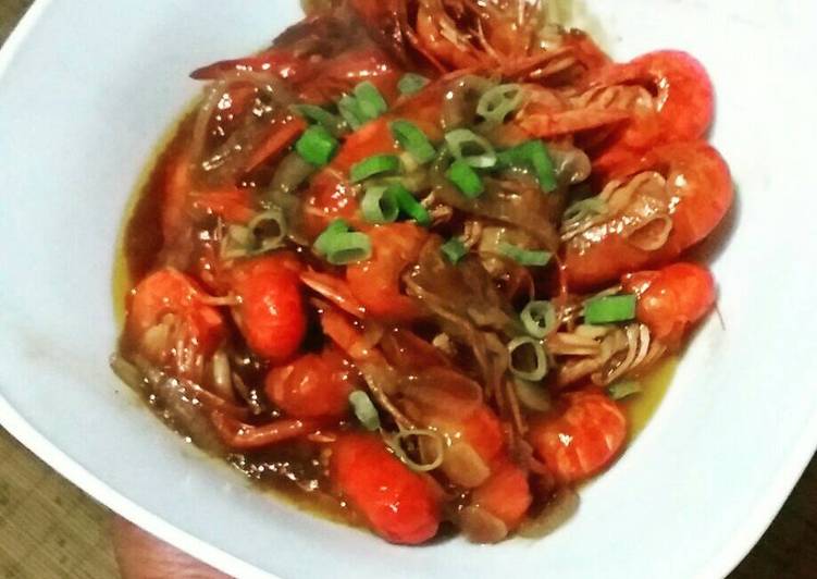 Cara Gampang Menyiapkan Baby lobster saus asam manis yang Enak