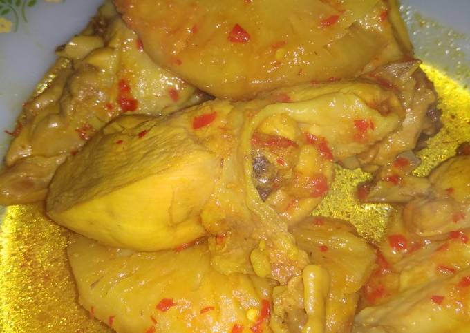 Pindang ayam nanas