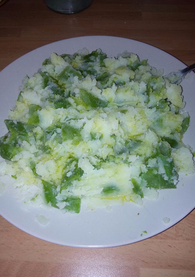 Una foto de Judías verdes con patatas y ajo
