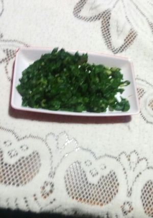 A picture of Steamed spinach.