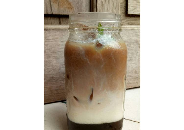 Resep Es Kopi Gula Merah Anti Gagal