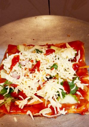 এগ পিজ্জা (egg pizza recipe in Bengali) রেসিপির প্রধান ছবি