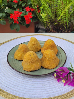Una foto de Arancini, croquetas de risotto