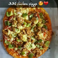 A picture of BBQ Chicken Pizza from Scratch.