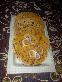 भुट्टा पराठा (bhutta paratha recipe in hindi) रेसिपी मुख्य फोटो