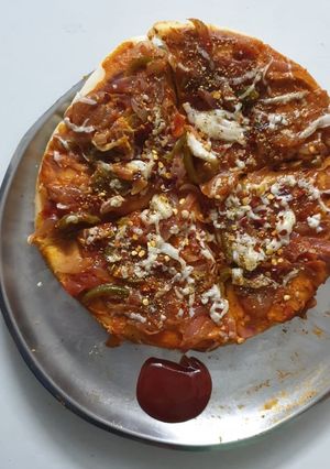 A picture of Pizza.