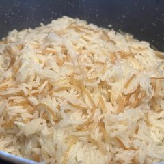 A picture of Lebanese style vermicelli rice.