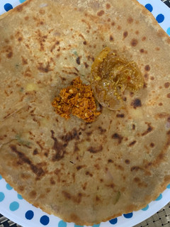 A picture of Aloo ka paratha.